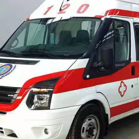 友好非急救护送病人转院租赁救护车的优缺点对比